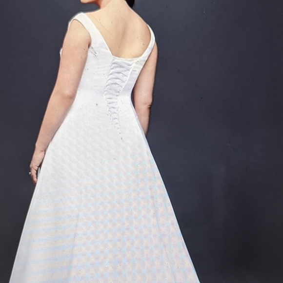 Wedding Dress - Picture 2 of 6